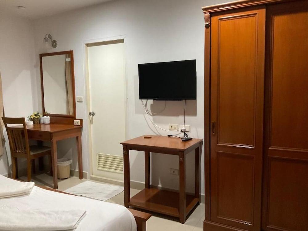 Royal Swiss Guest House