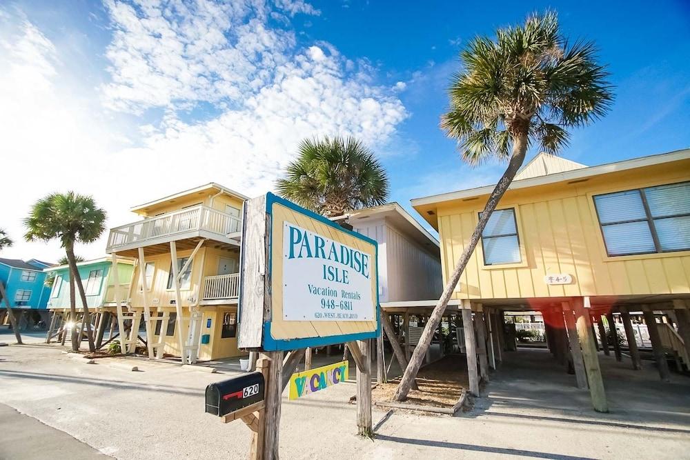 Paradise Isle Resort