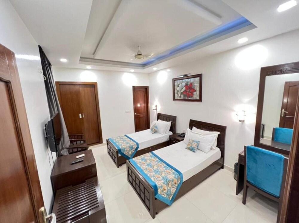 Nikko Blue - The Boutique Hotel