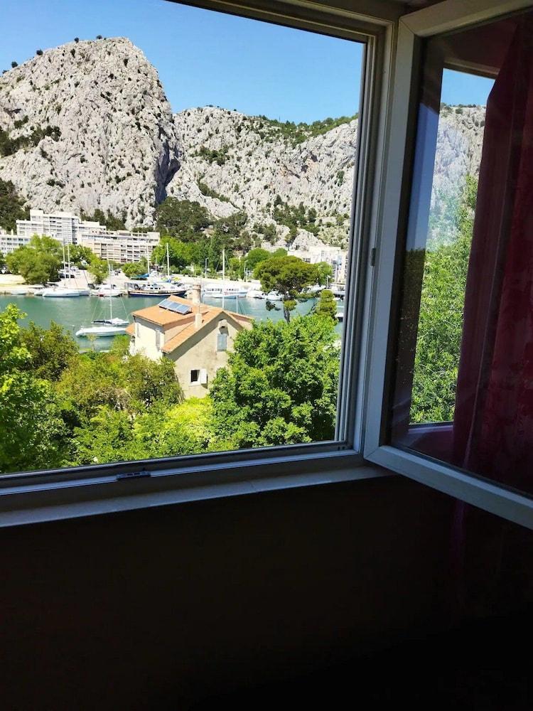 Beachfront Penthouse Boho