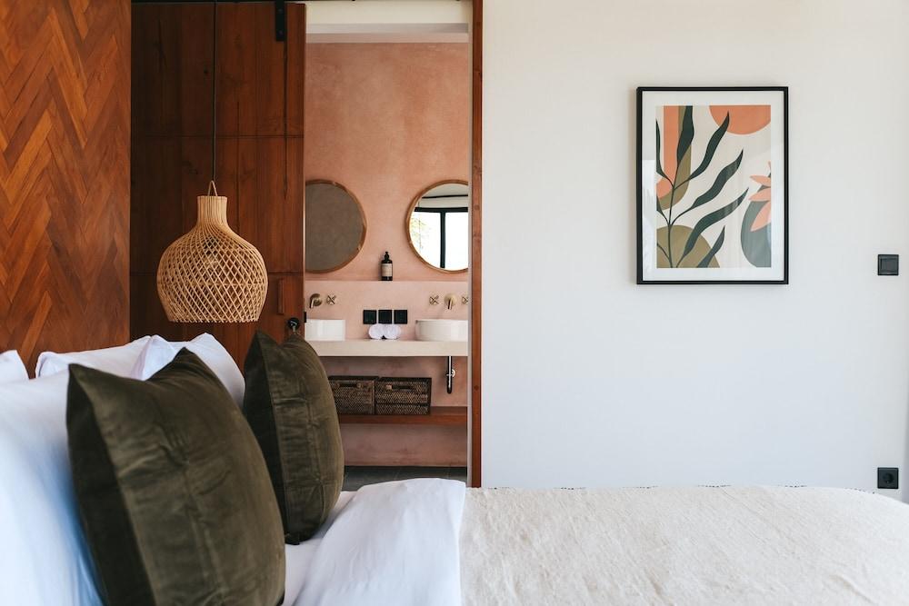 Botanique Villa & Studio