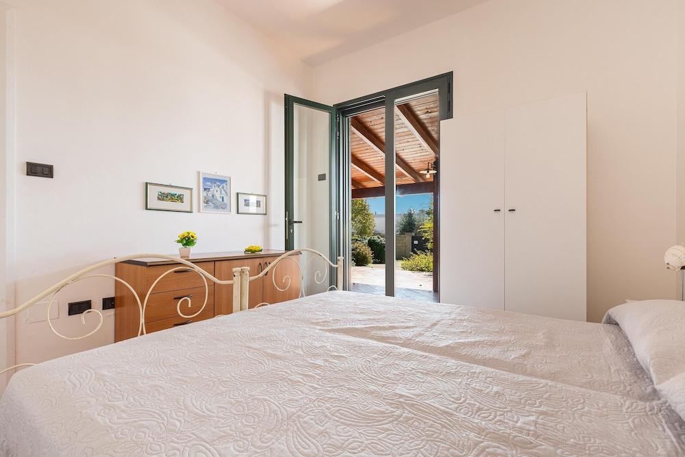 2753 Villa Evelin by Barbarhouse