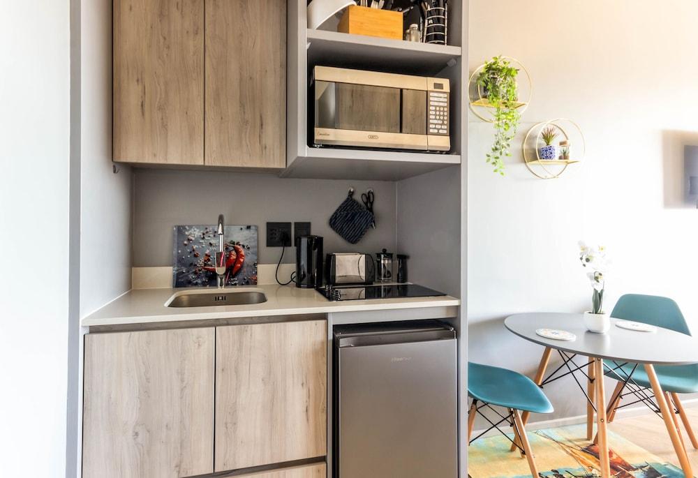 One Thibault Square 1517 by CTHA