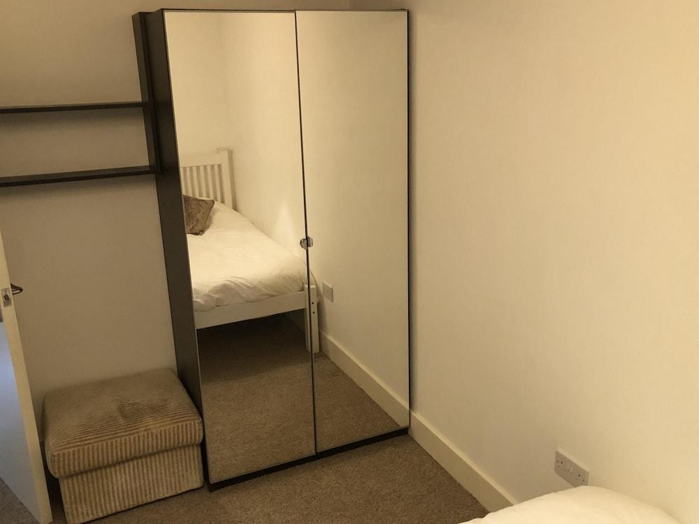 Cosy South Gloucestershire Cabin Retreat