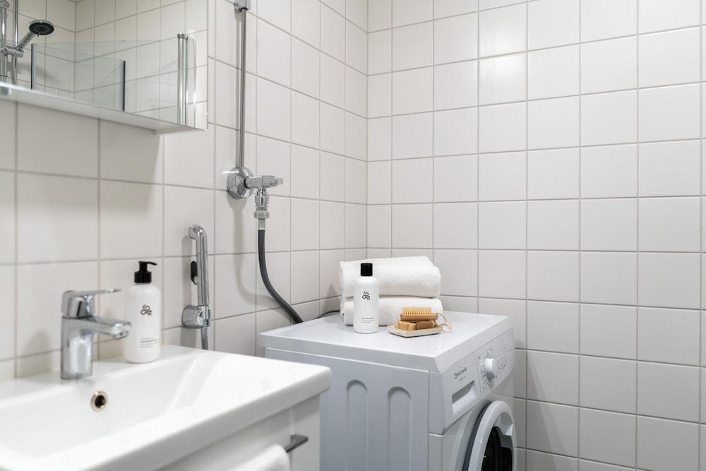 Upper floor studio with a balcony