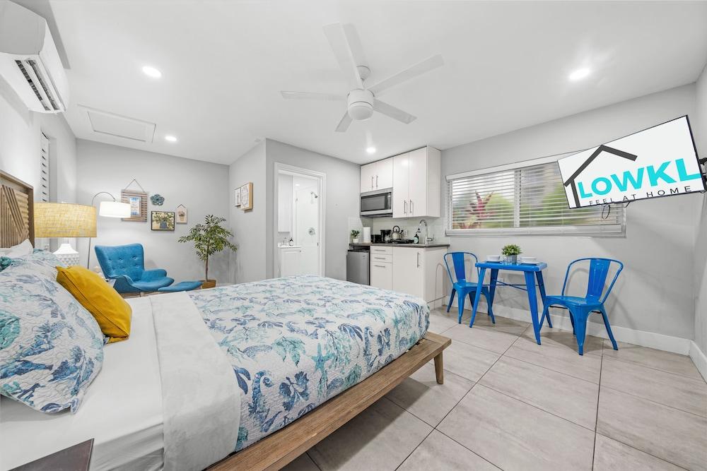 Casa Cordova by Lowkl