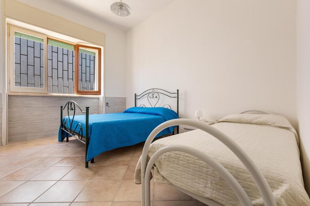 2428 Villino La Caletta by Barbarhouse