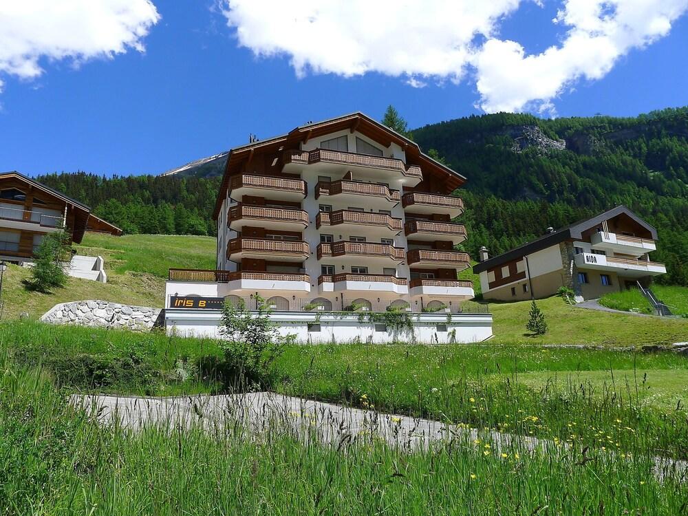 Iris B Leukerbad in Leukerbad
