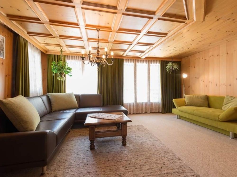 Zur Post Saas-almagell