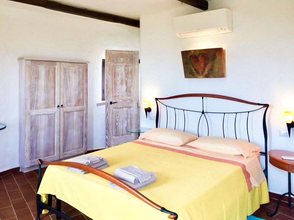 Torre Damore Capo Testa