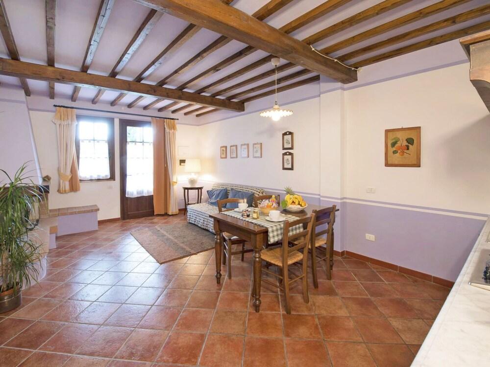 Lari Pancole in Pancole