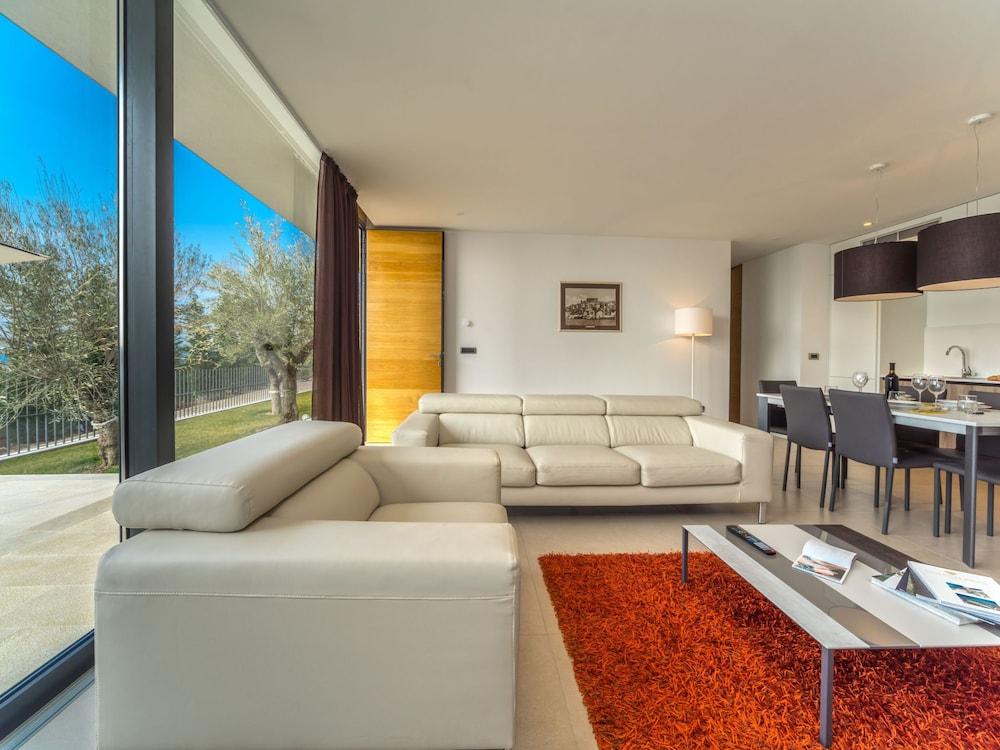 Golden Ray Primo ten