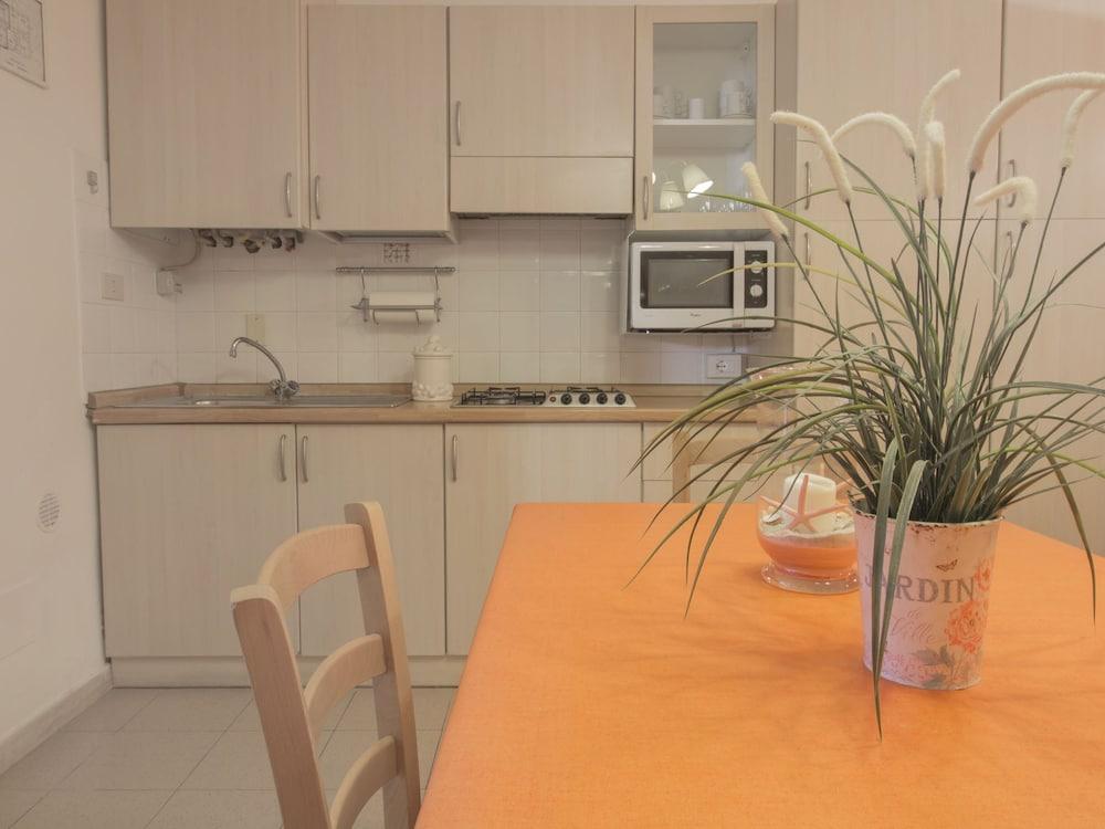 Suite 2 Rooms San Vincenzo