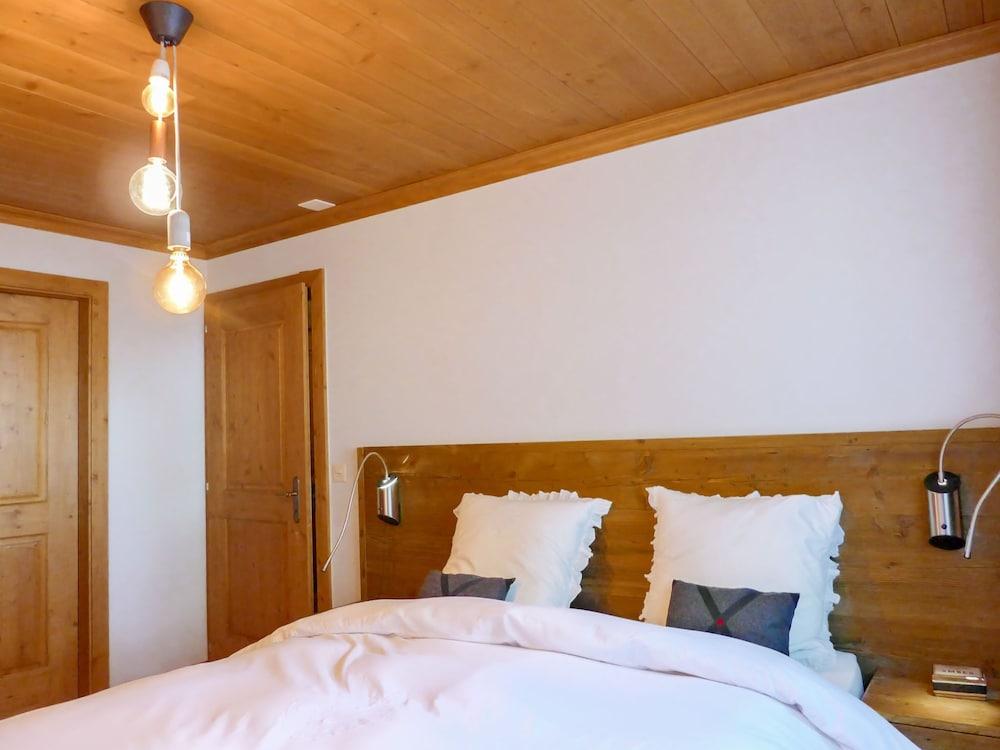 Soldanella Lens in Lens