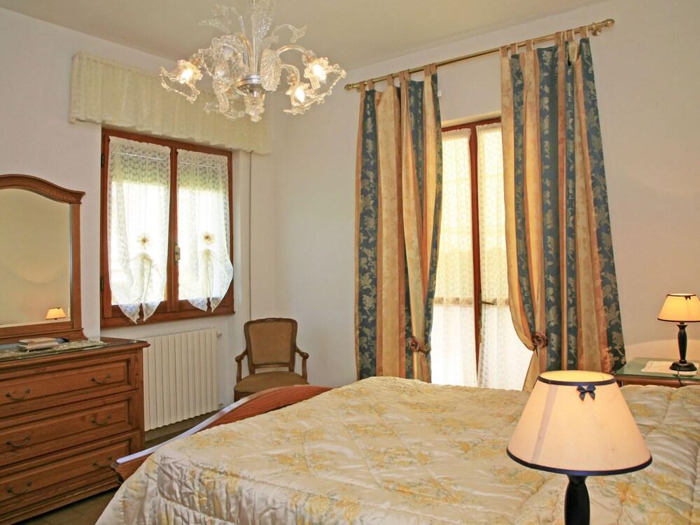 Carla Forte dei Marmi