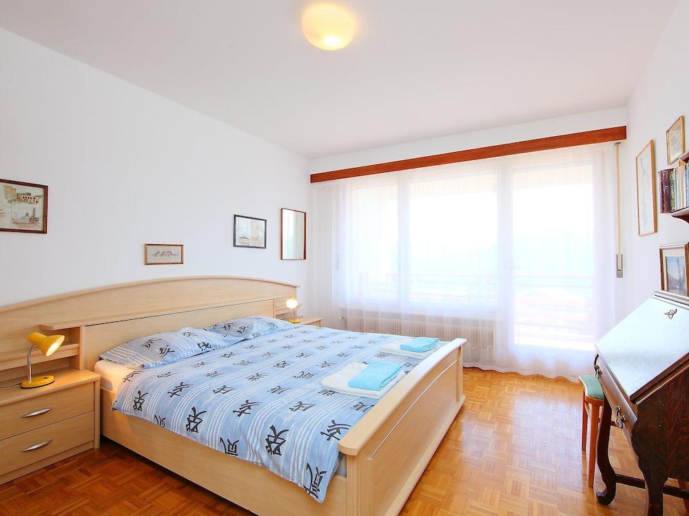 Grand Large A B Crans-montana