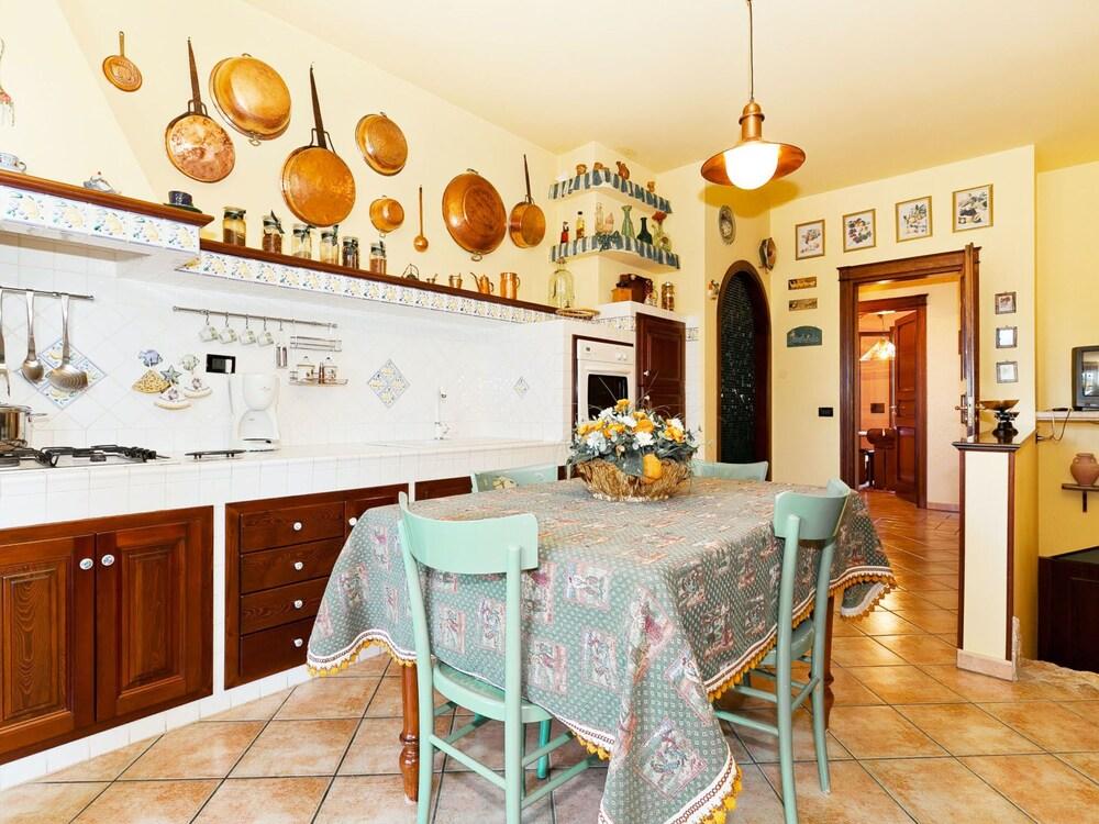 Carta Cinisi in Cinisi