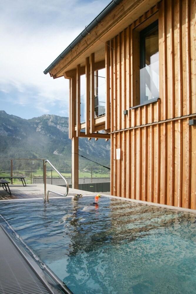 Hochwurzen mit Privatem Pool Haus