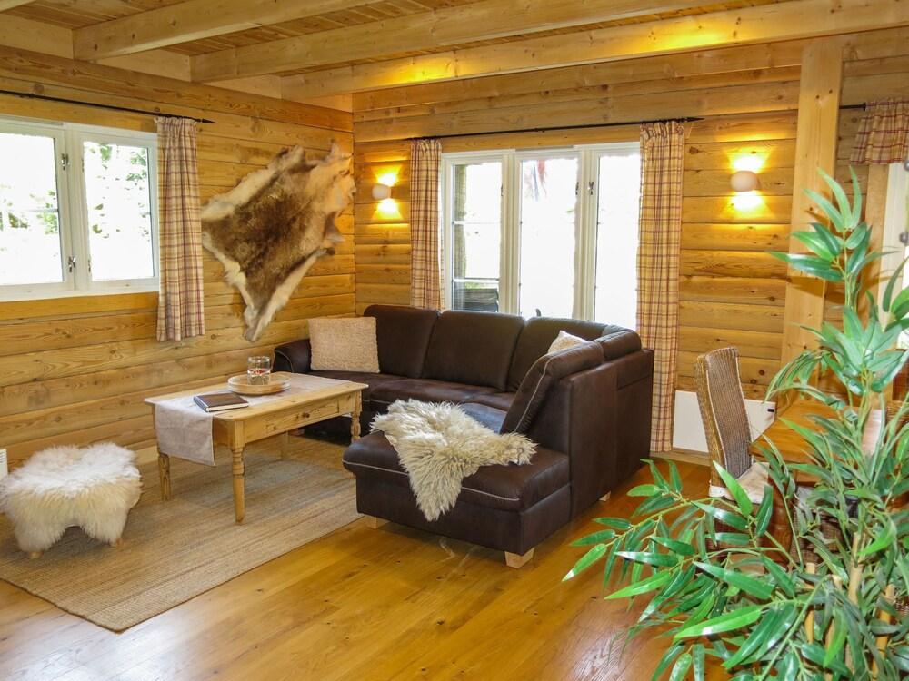 Trollstua Gro Enkneten