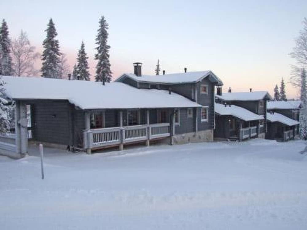 Vuosselin Trio b Kuusamo