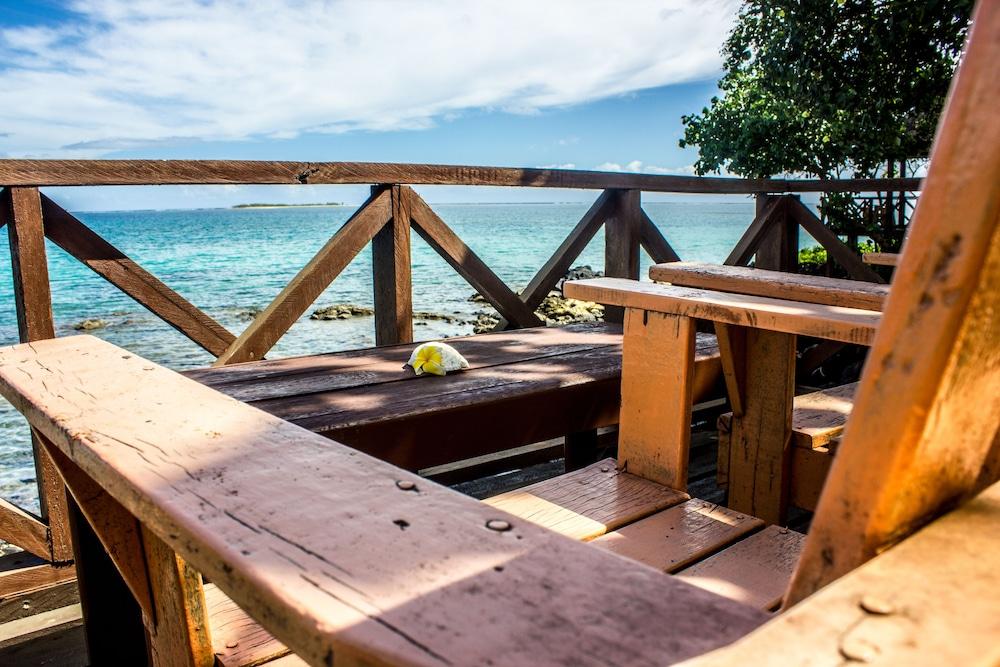 Va-i-moana Seaside Lodge