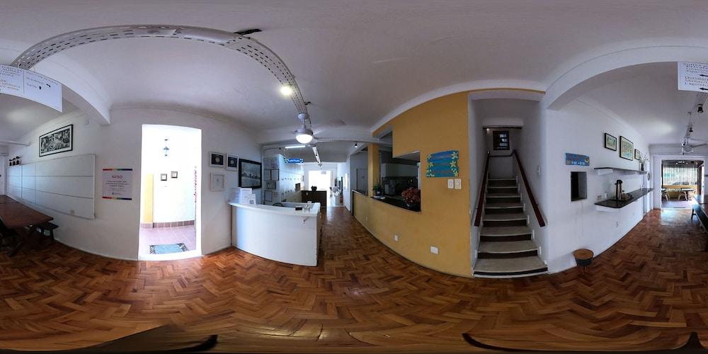 Albergaria Hostel & Bar