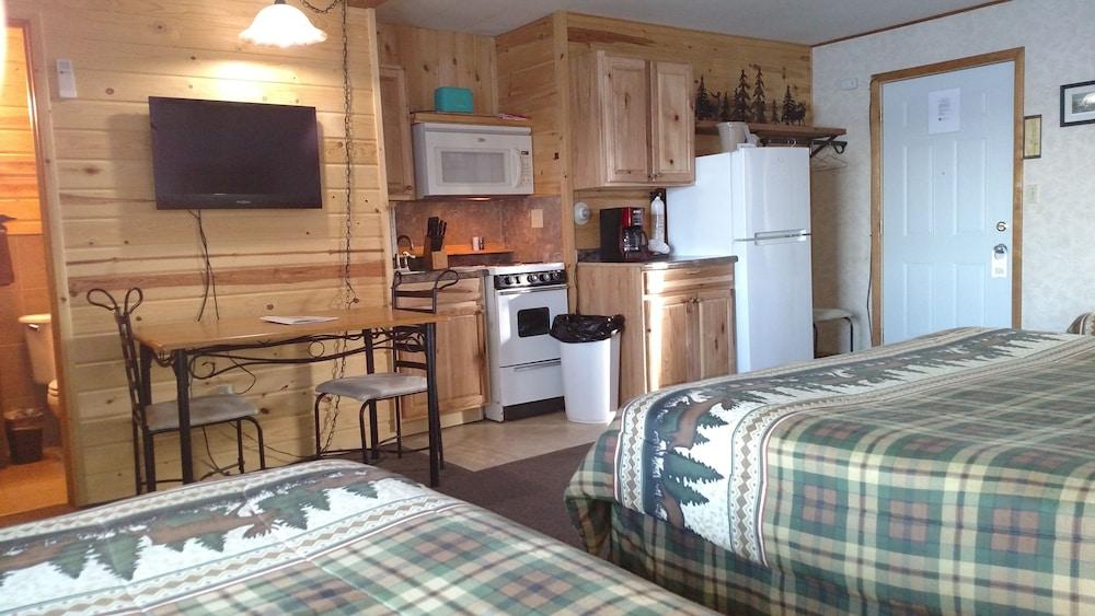 Curriers Lakeview Lodge