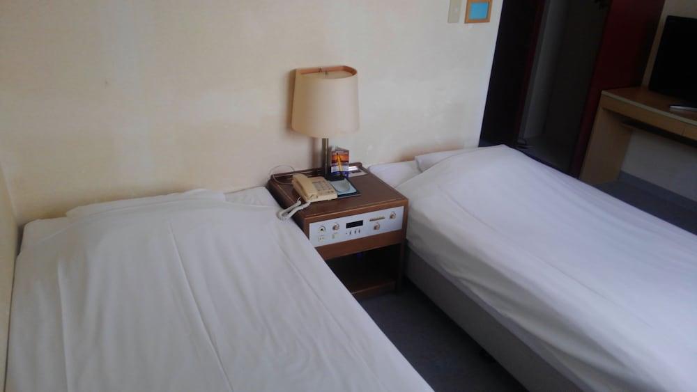 Hotel Peace Land Ishigakijima