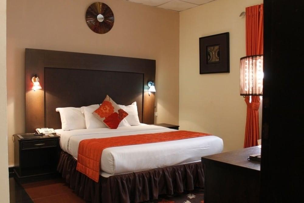 Thornberry Hotel De Island