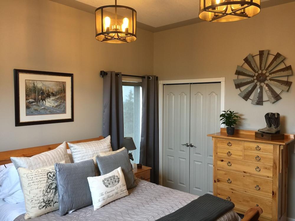 The Stone Gate Inn Bed & Breakfast