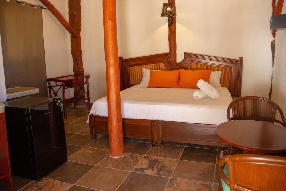 Golden Paradise Beach