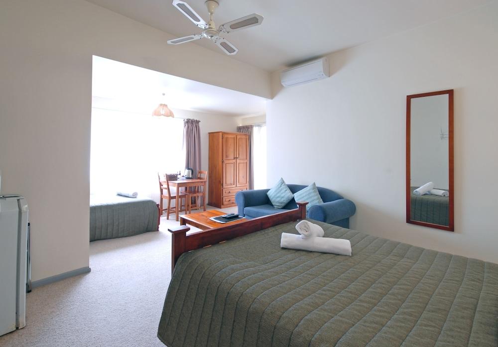 Riverview Boutique Motel