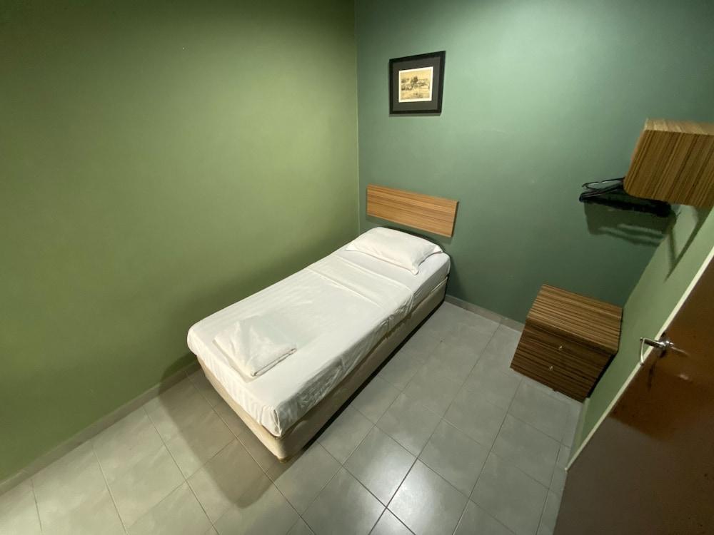 De Mawardah Hotel, Taming Sari Tower Malacca