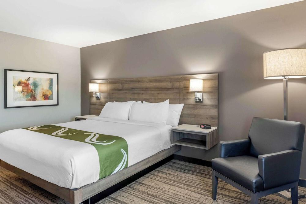 Quality Inn & Suites Amsterdam