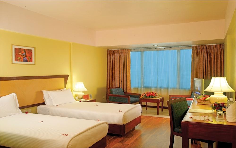 Classic Sarovar Portico Thiruvananthapuram