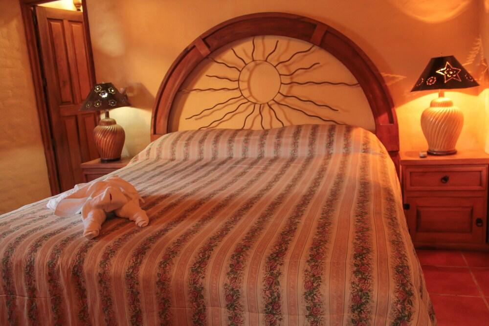 Hotel Rancho La Esmeralda