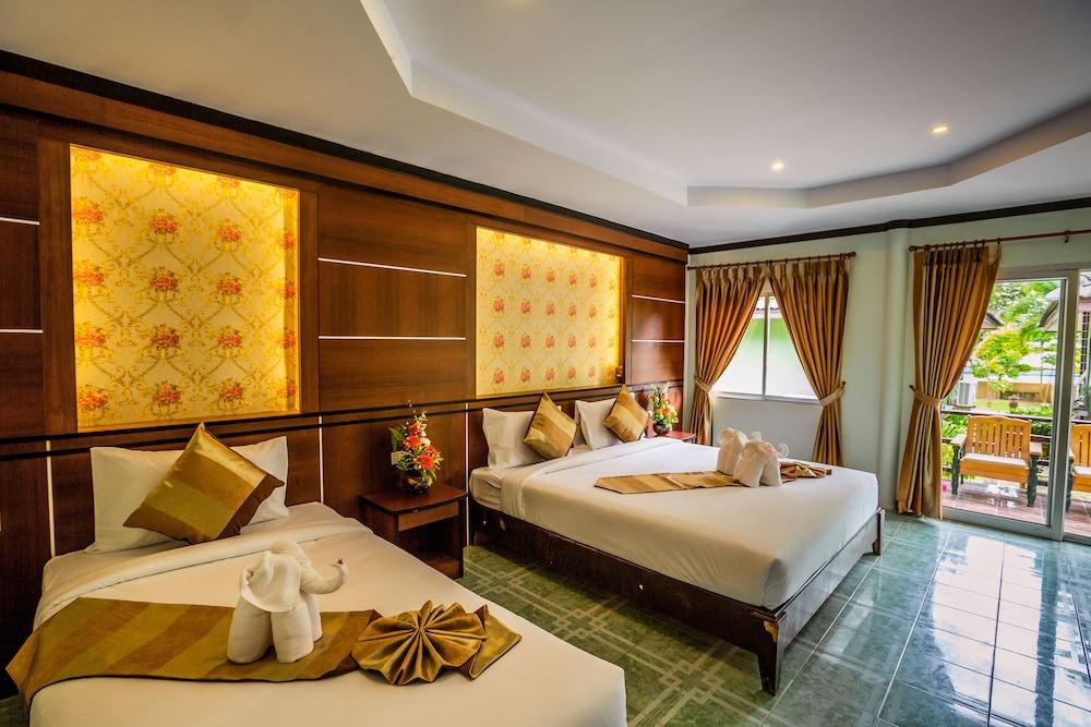 Phi Phi Andaman Beach Resort