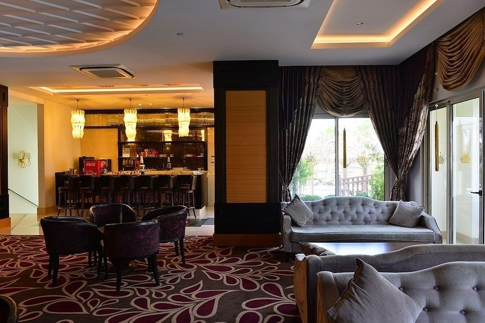 Side Crown Palace Ultra All Inclusive