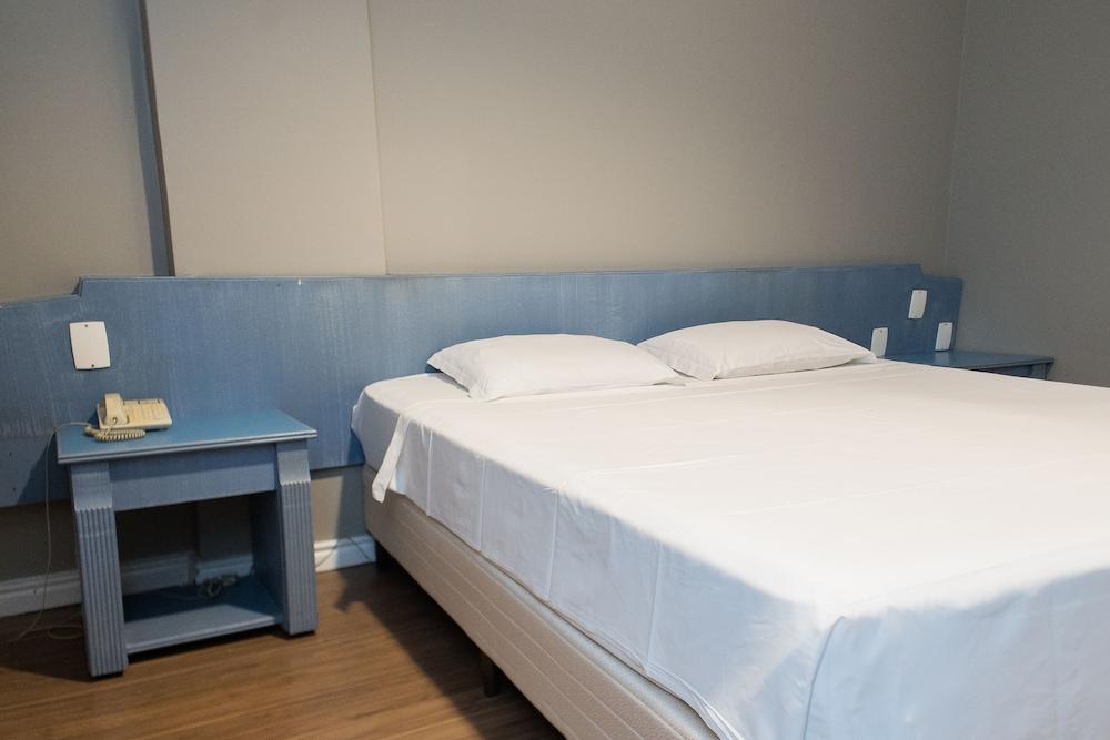 Master Express Alberto Bins