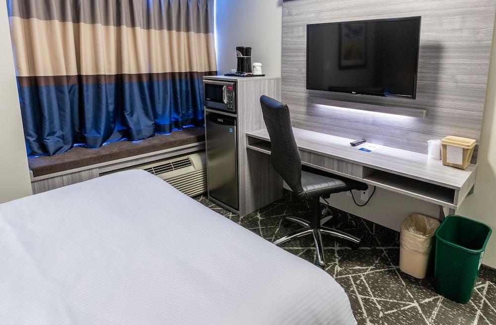 Microtel Inn & Suites By Wyndham Lloydminster