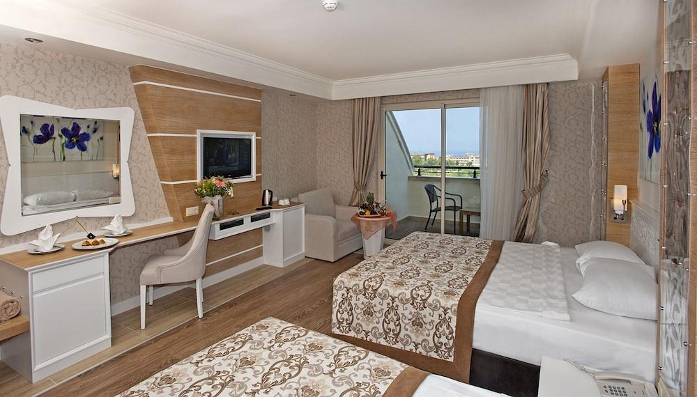 Crystal Sunset Pearl Collection