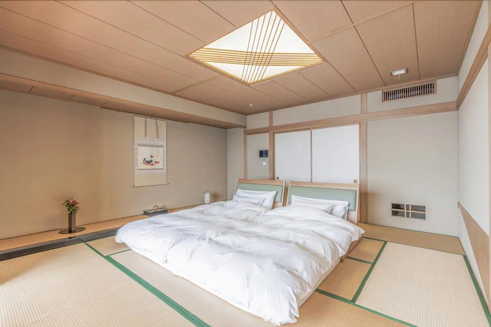 Wakamatsu Hot Spring Resort