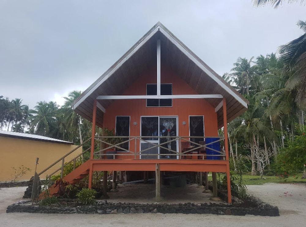 Sa'Moana Beach Bungalows