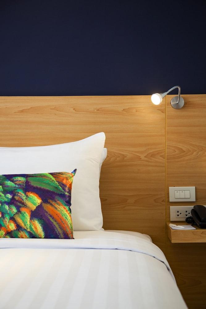 Solo Express Sukhumvit 81