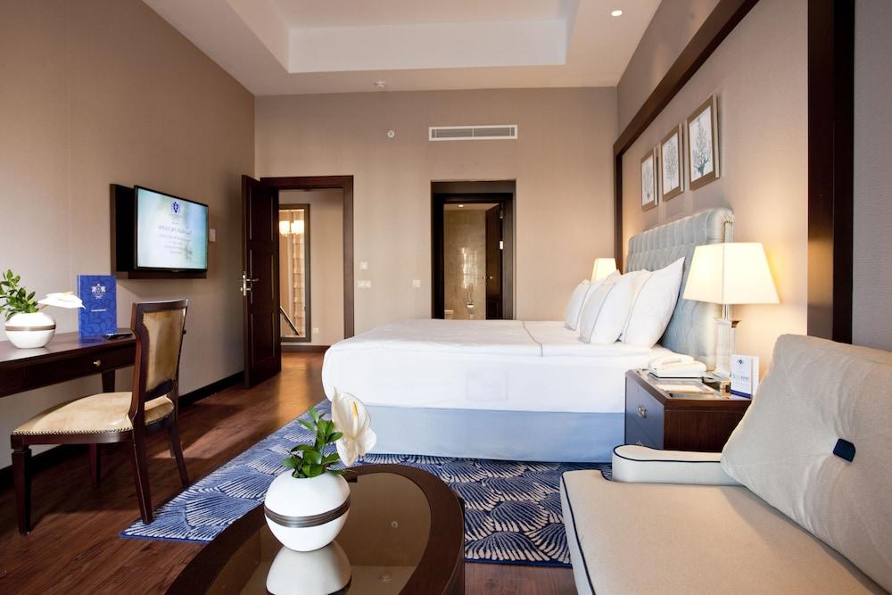 Kaya Palazzo Golf Resort