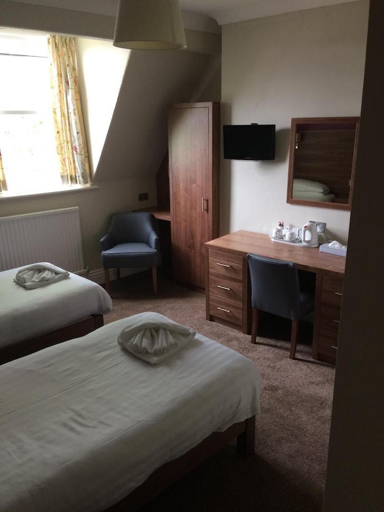 Wheatlands Lodge Hotel