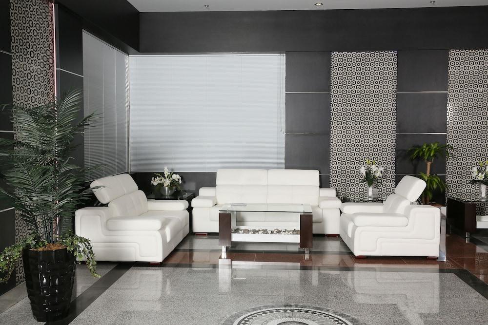 Royal Phoenicia Hotel