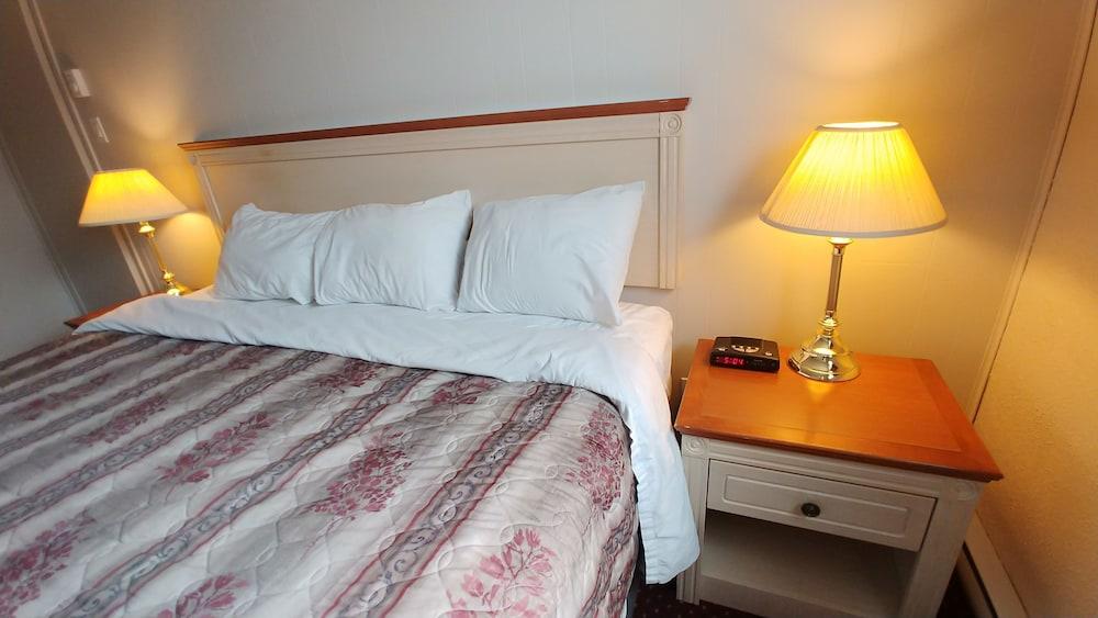 Sand Castle Suites Motel