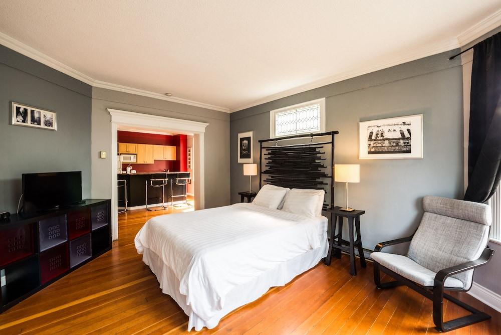 Ocean Island Garden Suites