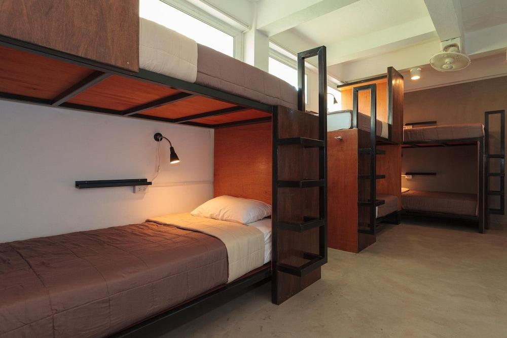 Kama Bangkok - Boutique Bed & Breakfast - Hostel
